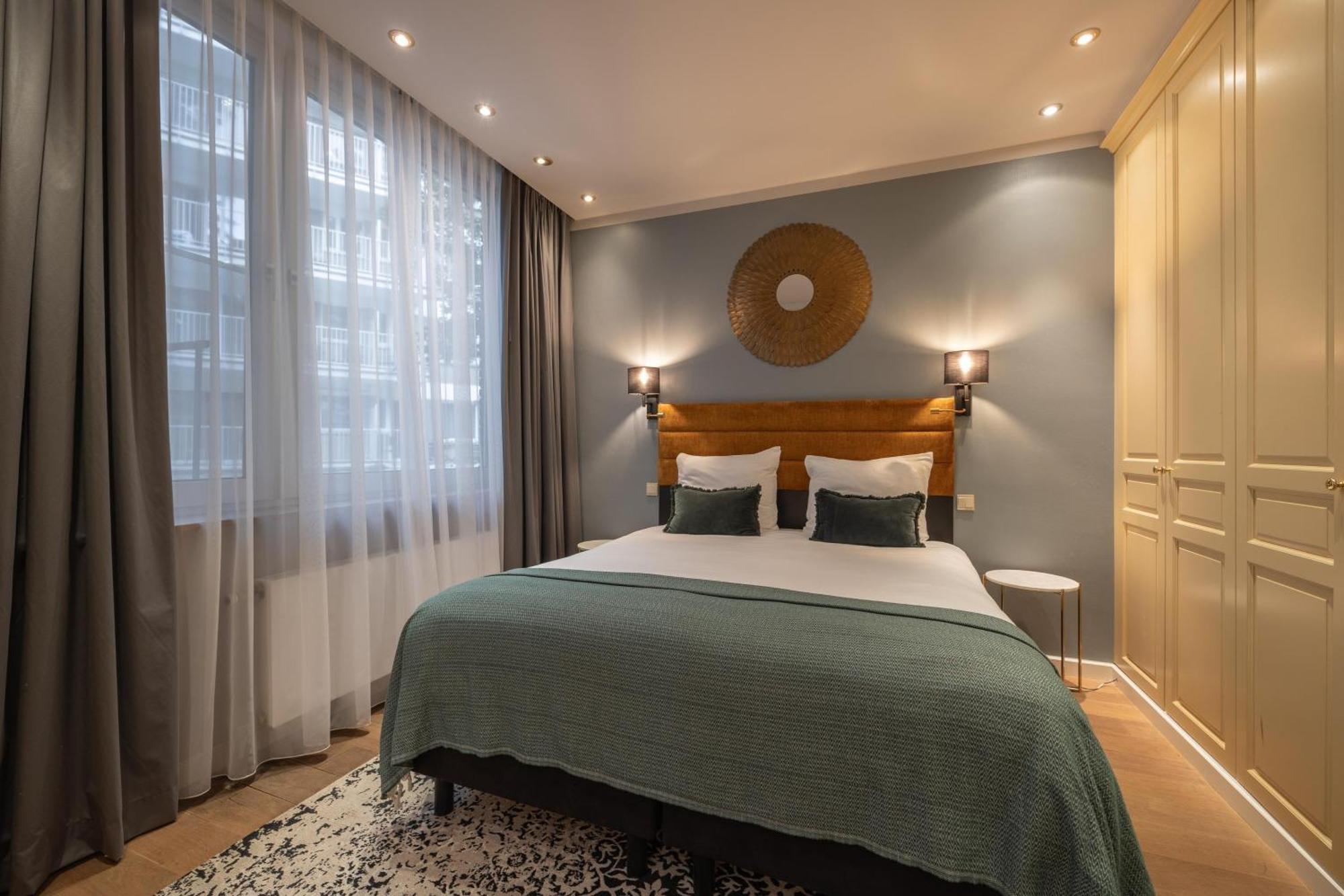 Leonardo The Plaza Hotel 4*