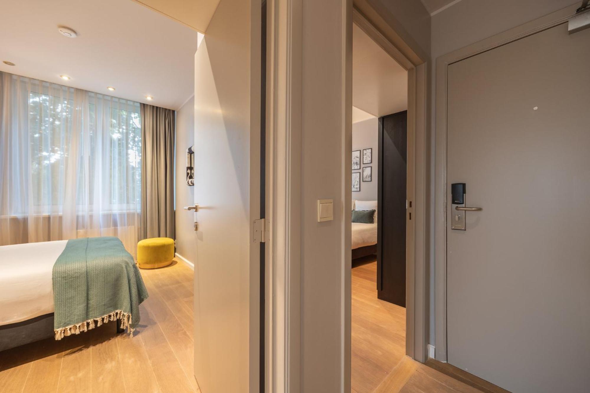 Leonardo The Plaza 4*
